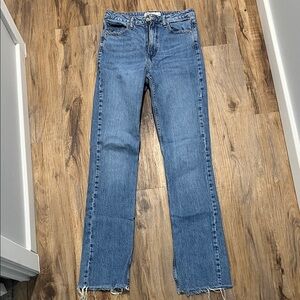 Zara Medium Blue Straight-Leg Jeans with Frayed Hem